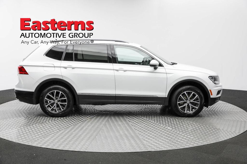 Vehicle image 7 of 62
