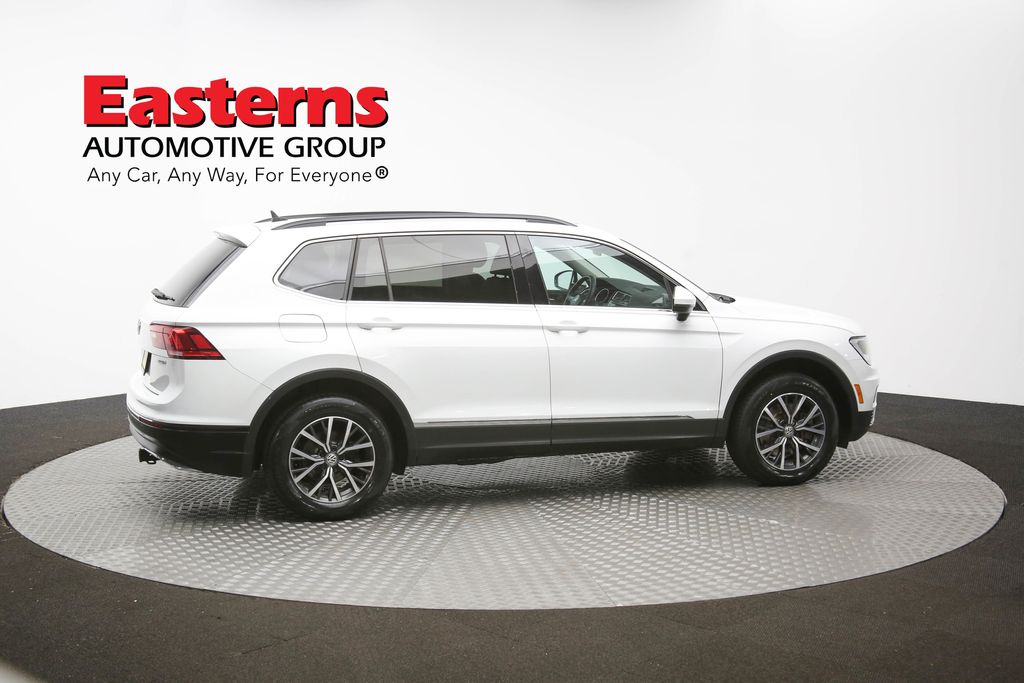 Vehicle image 19 of 62
