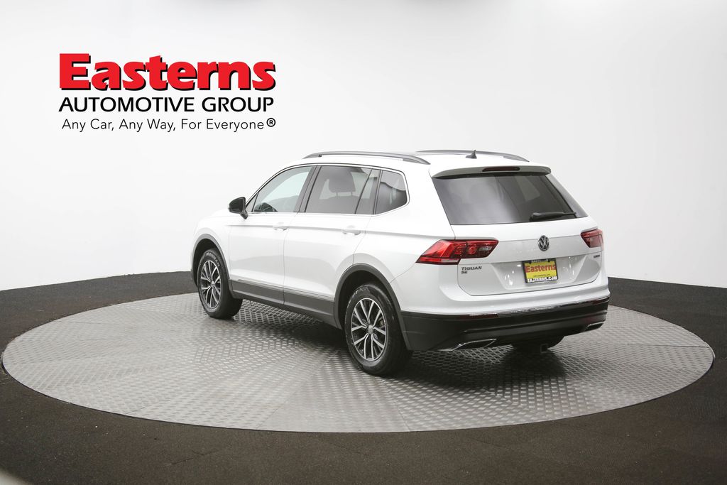 Vehicle image 36 of 62