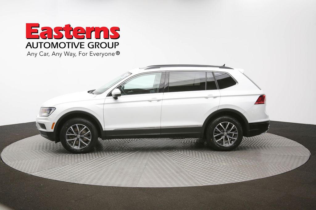 Vehicle image 2 of 62