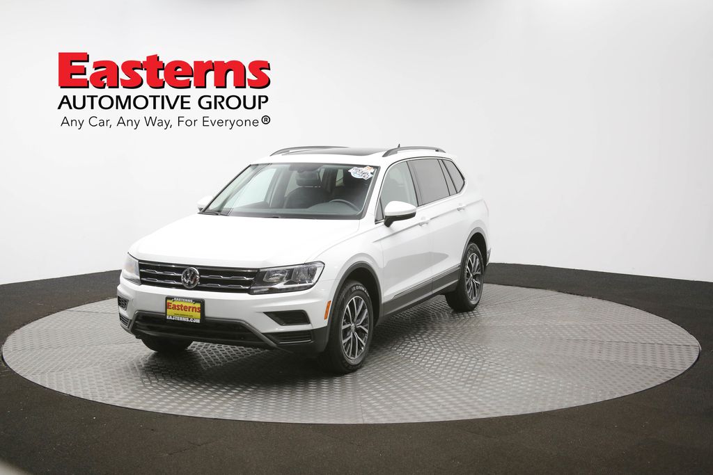 Vehicle image 28 of 62
