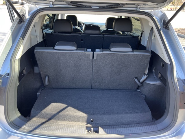 Vehicle image 34 of 34