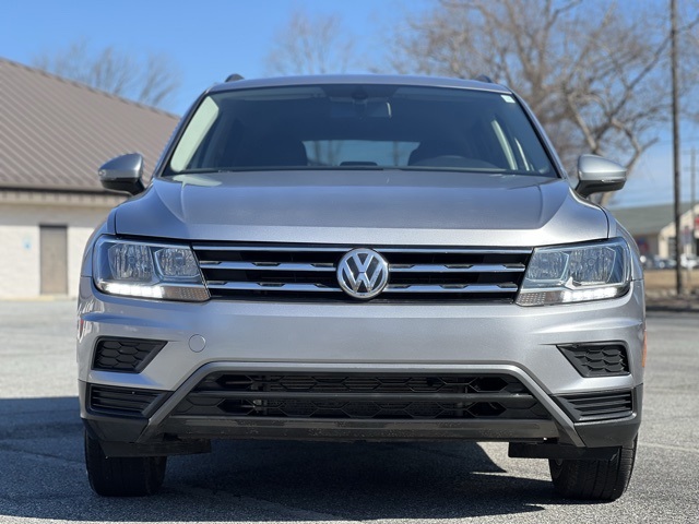 Vehicle image 2 of 34