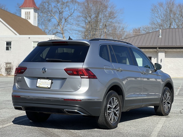 Vehicle image 6 of 34