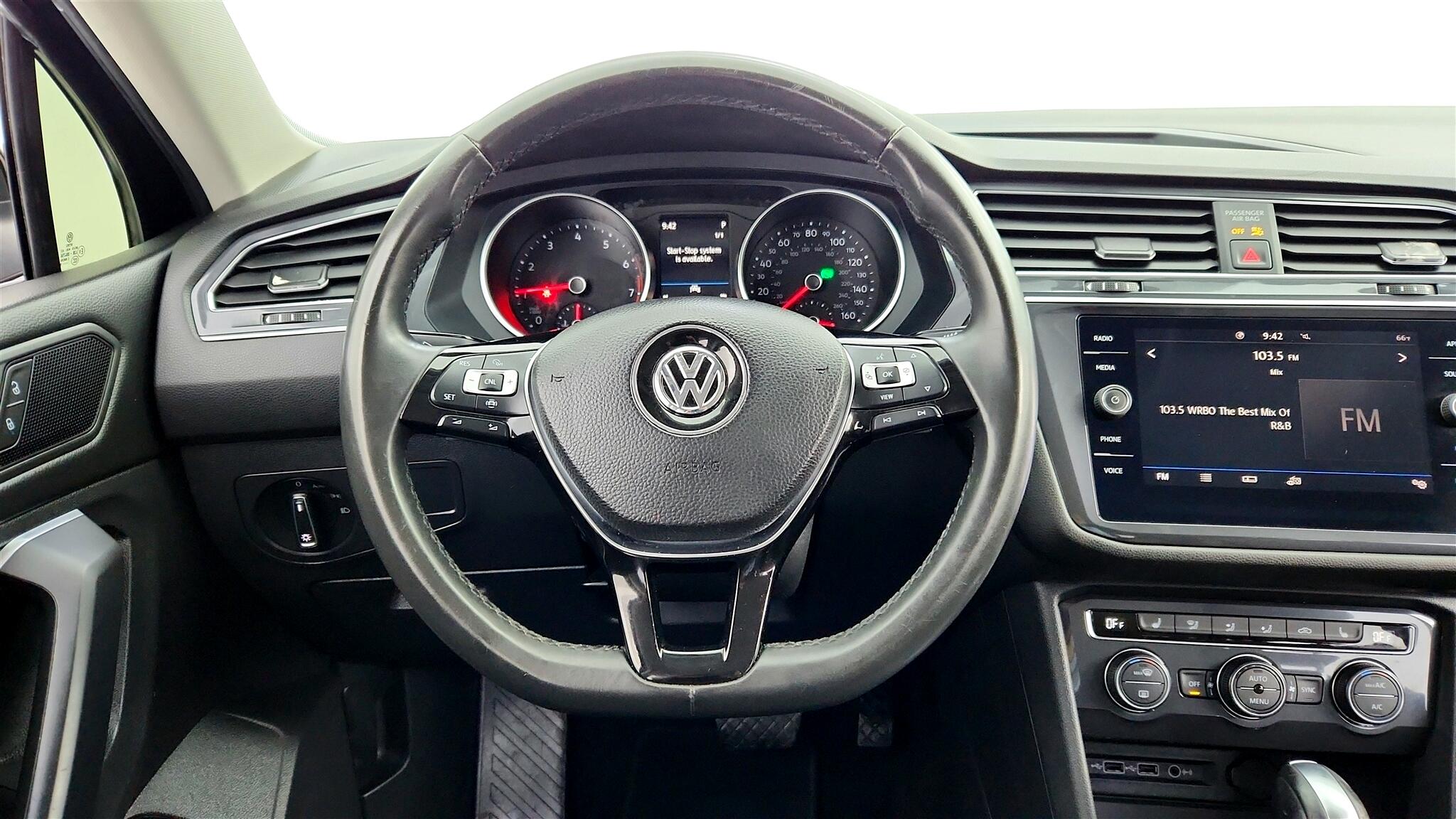 Vehicle image 21 of 47