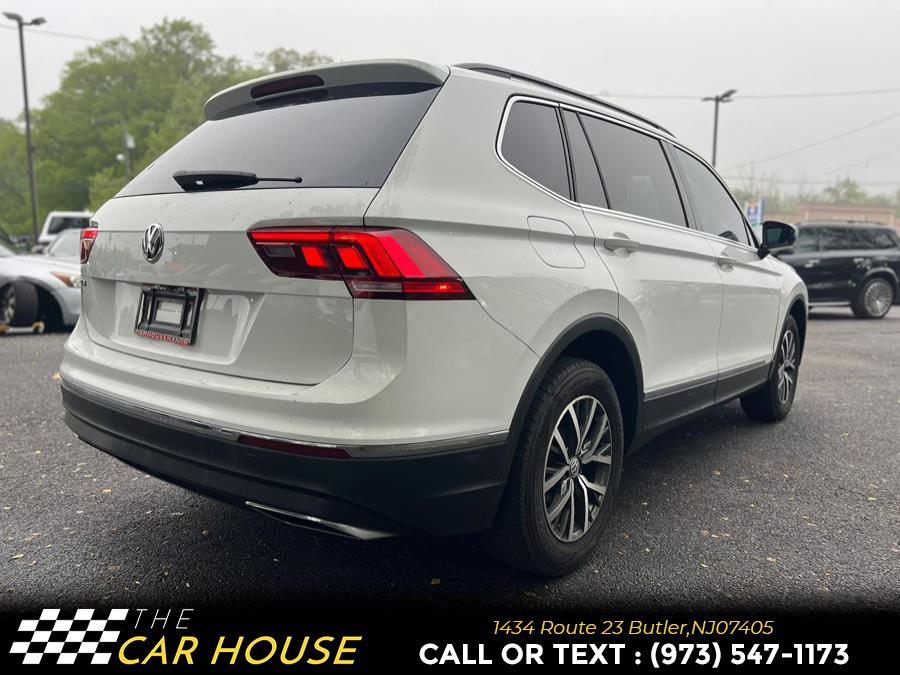 Vehicle image 9 of 35