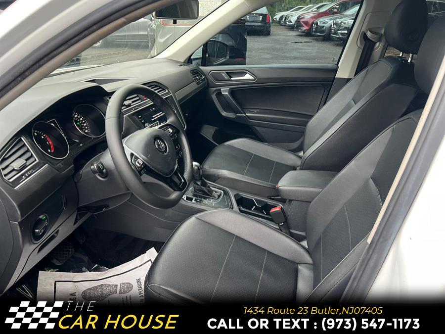 Vehicle image 15 of 35