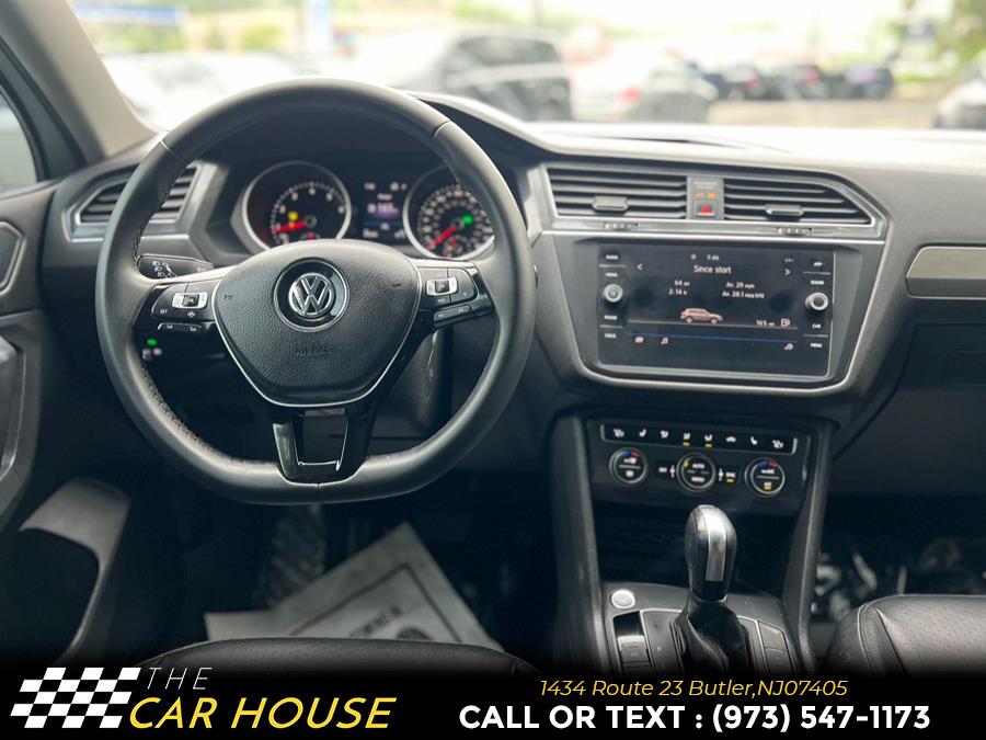 Vehicle image 29 of 35