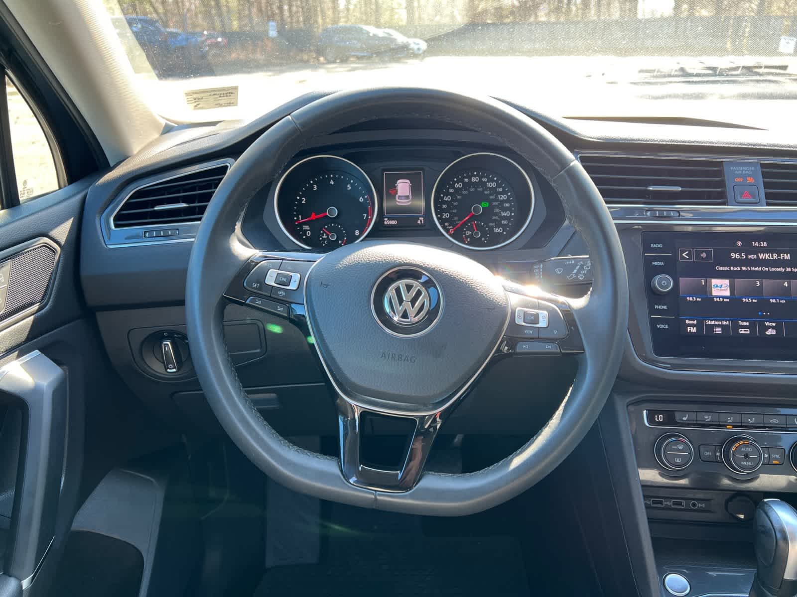 Vehicle image 14 of 22
