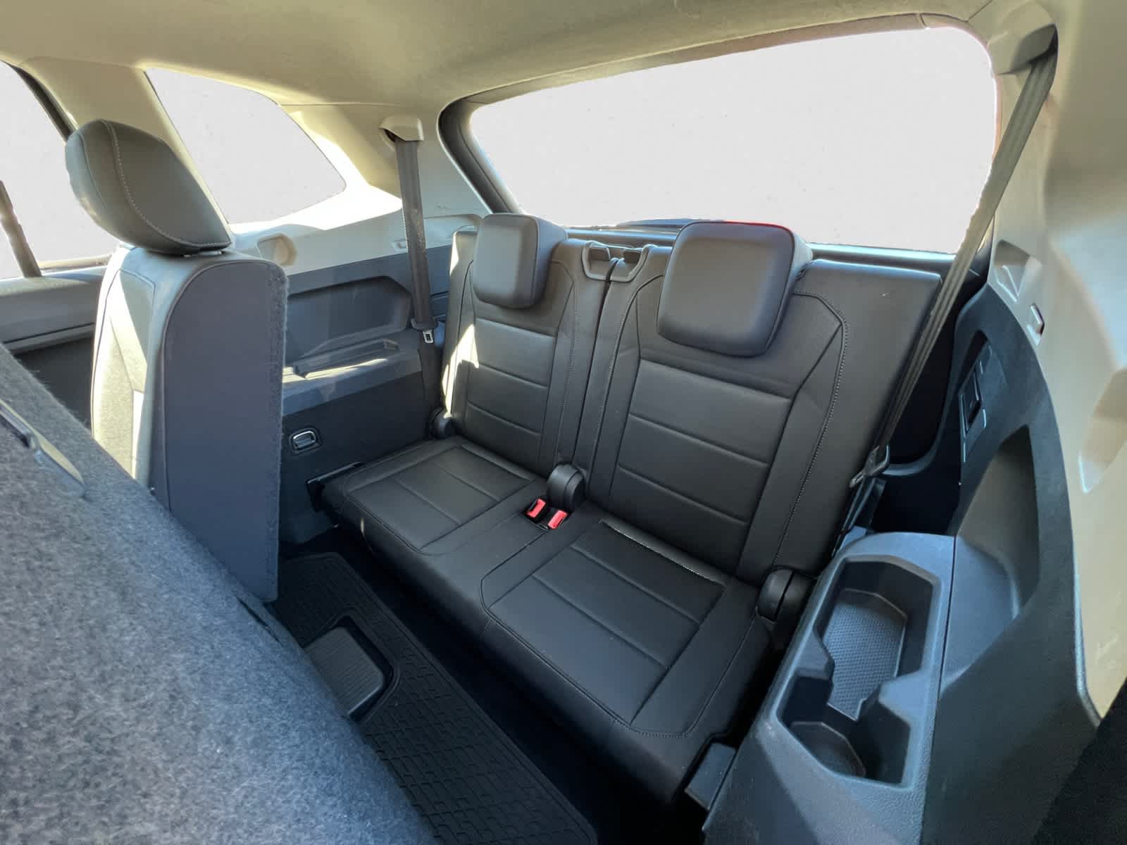 Vehicle image 12 of 22