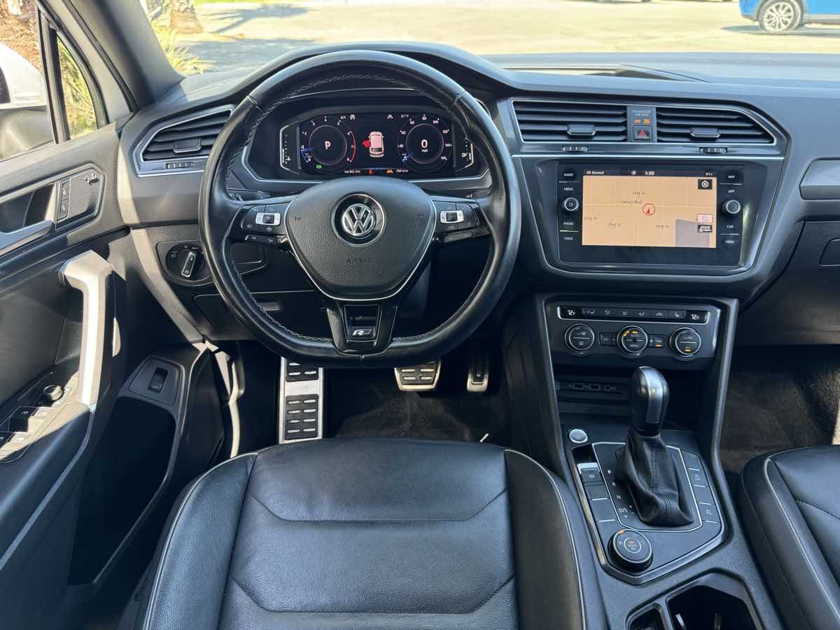 Vehicle image 27 of 48