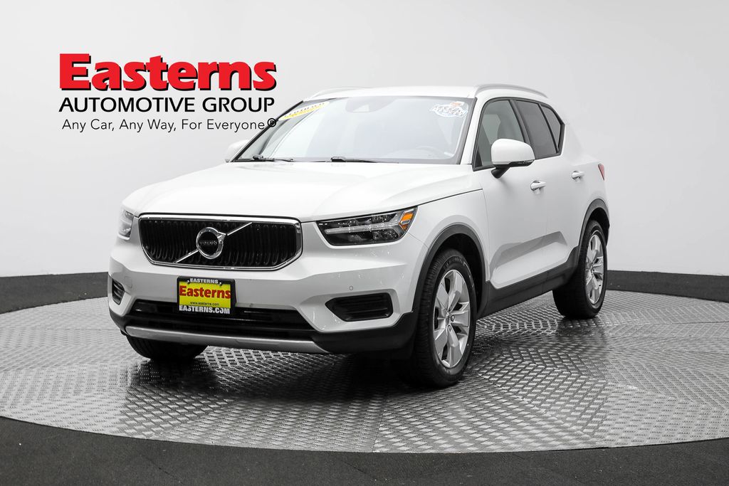 Vehicle image 9 of 61