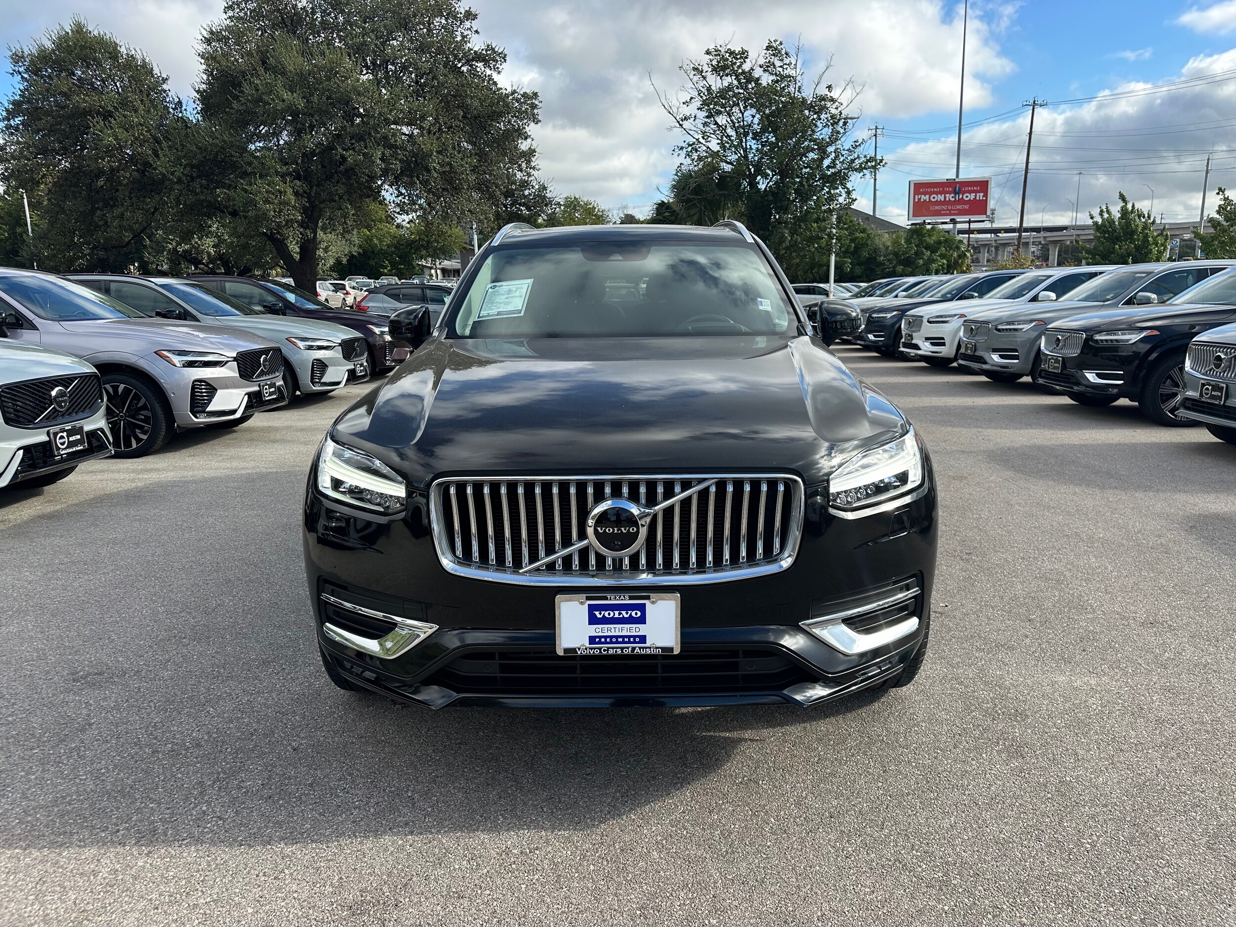2020 Volvo XC90 Inscription Image 3 of 26
