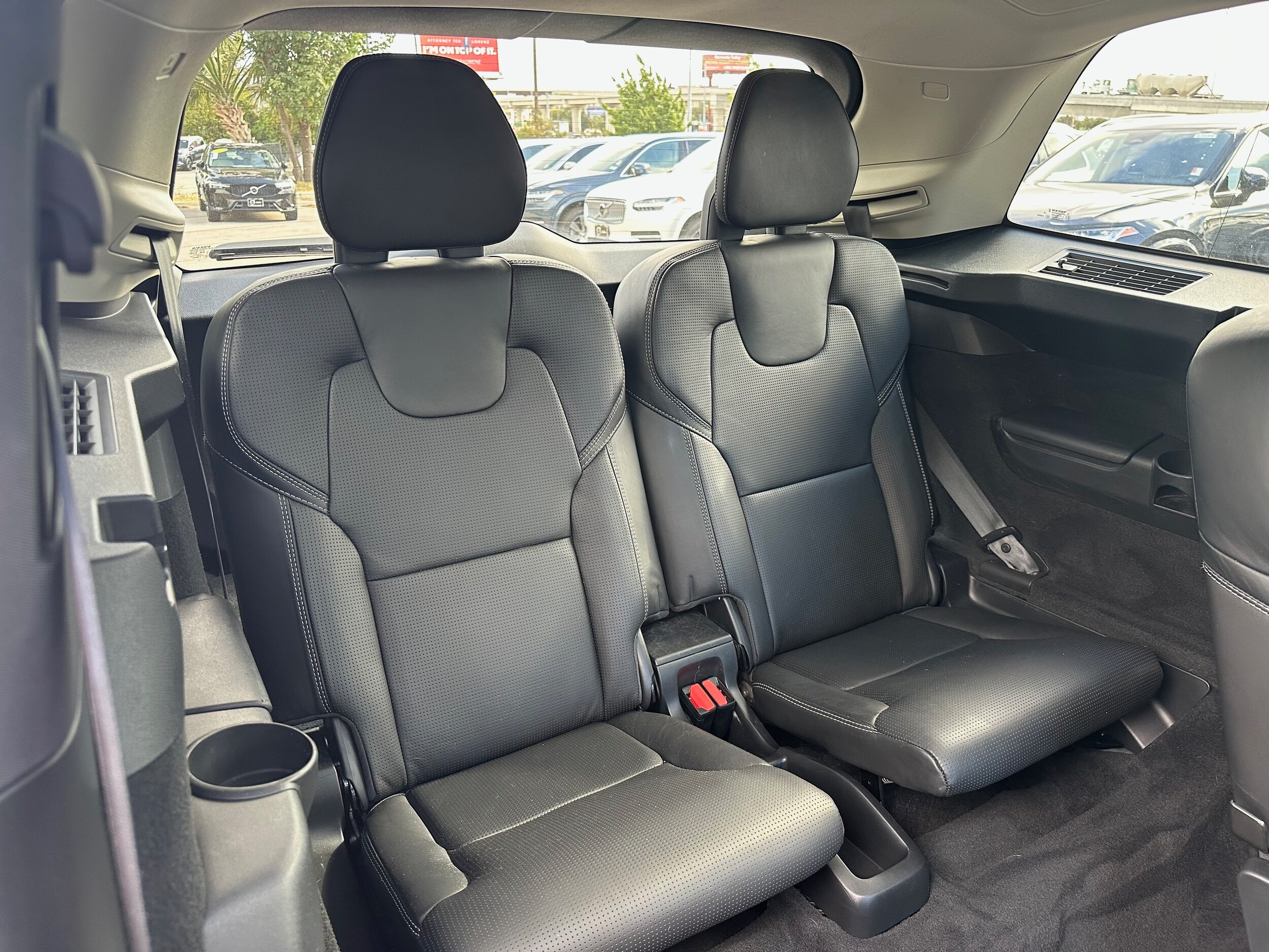 2020 Volvo XC90 Inscription Image 11 of 26