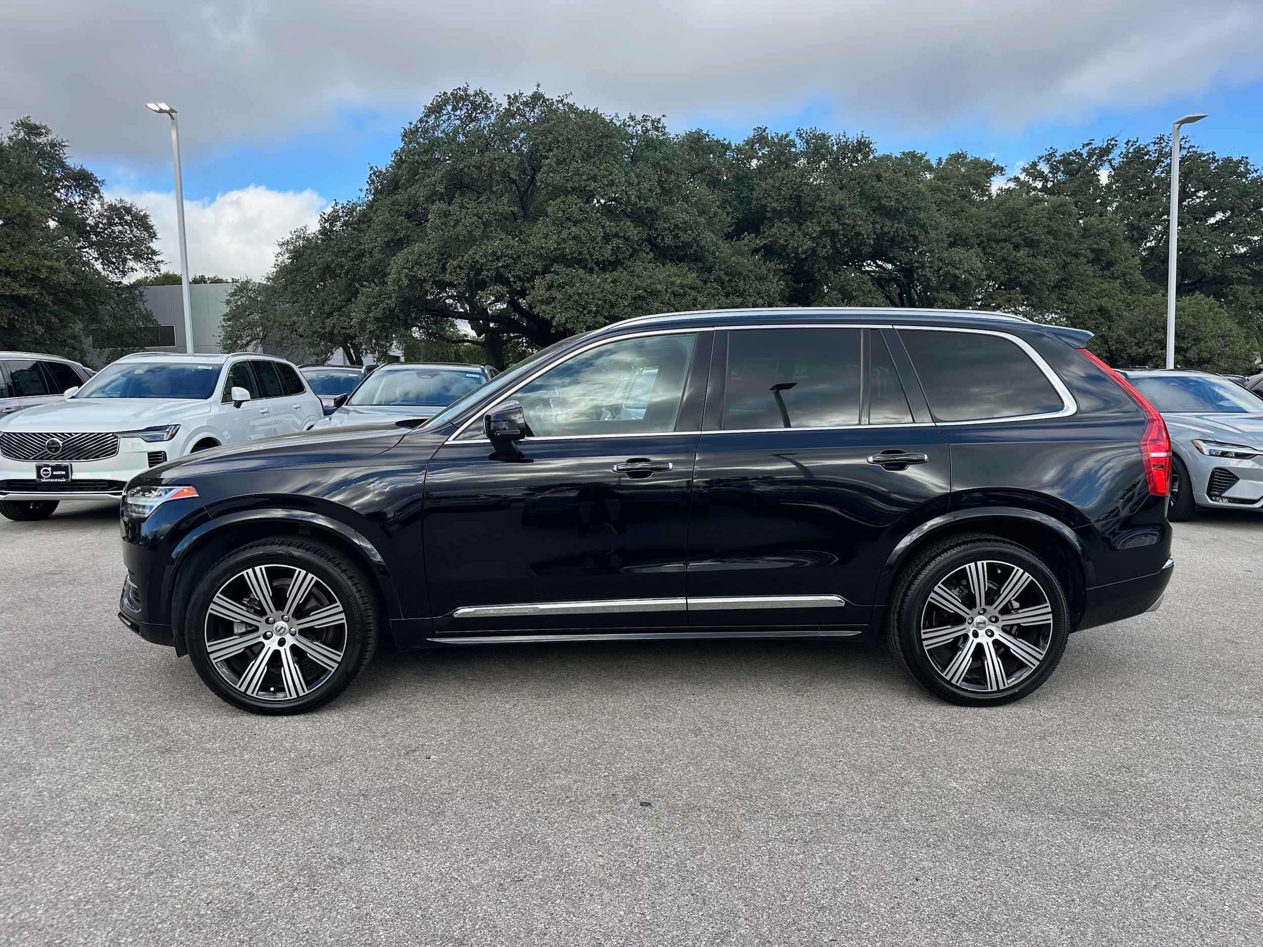 2020 Volvo XC90 Inscription Image 8 of 26