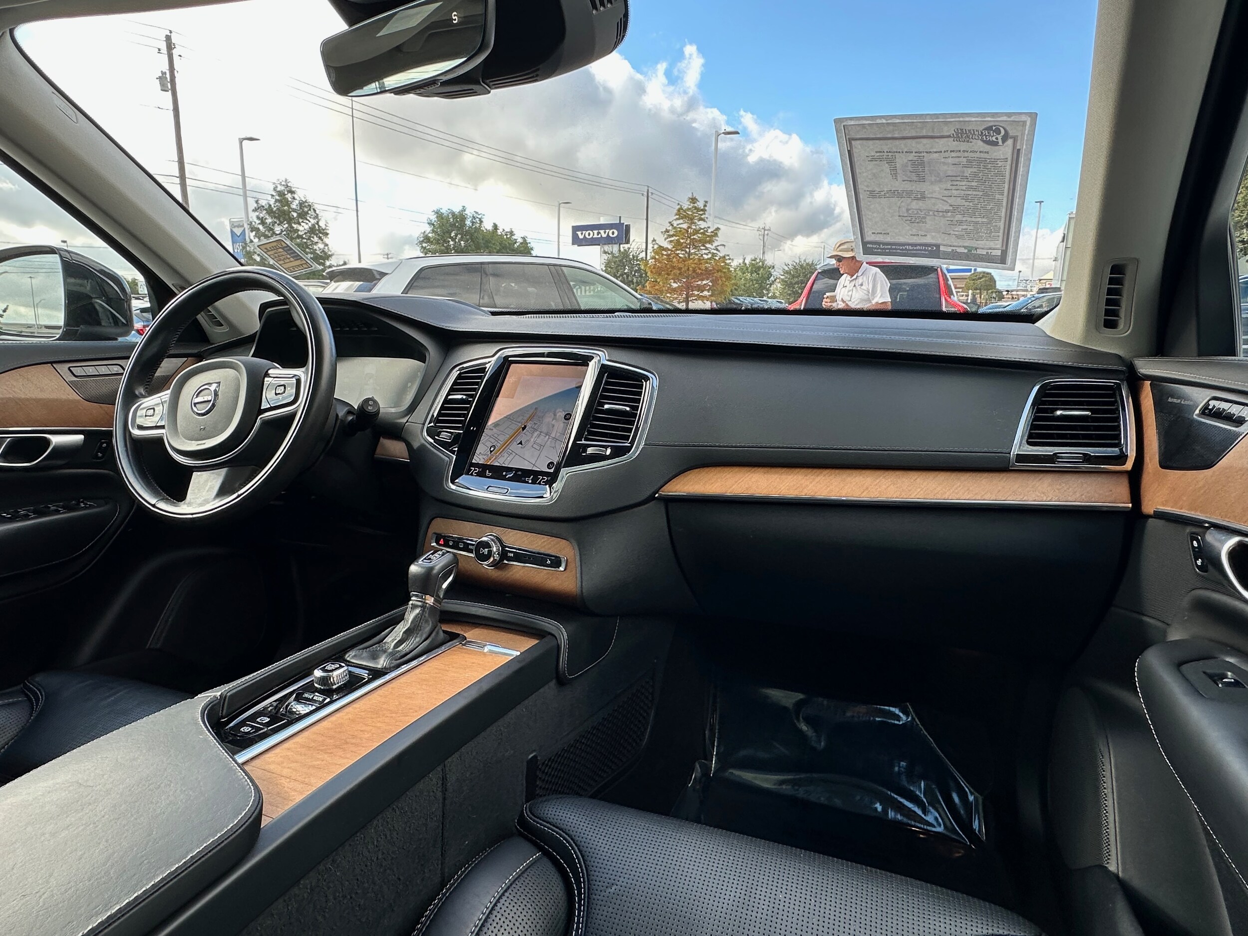 2020 Volvo XC90 Inscription Image 15 of 26