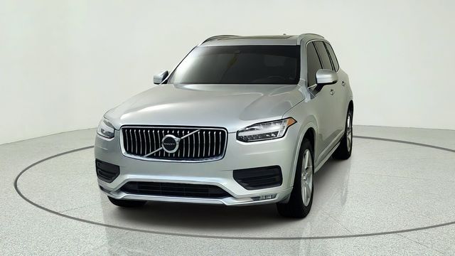 2020 Volvo XC90 Momentum Image 1 of 36