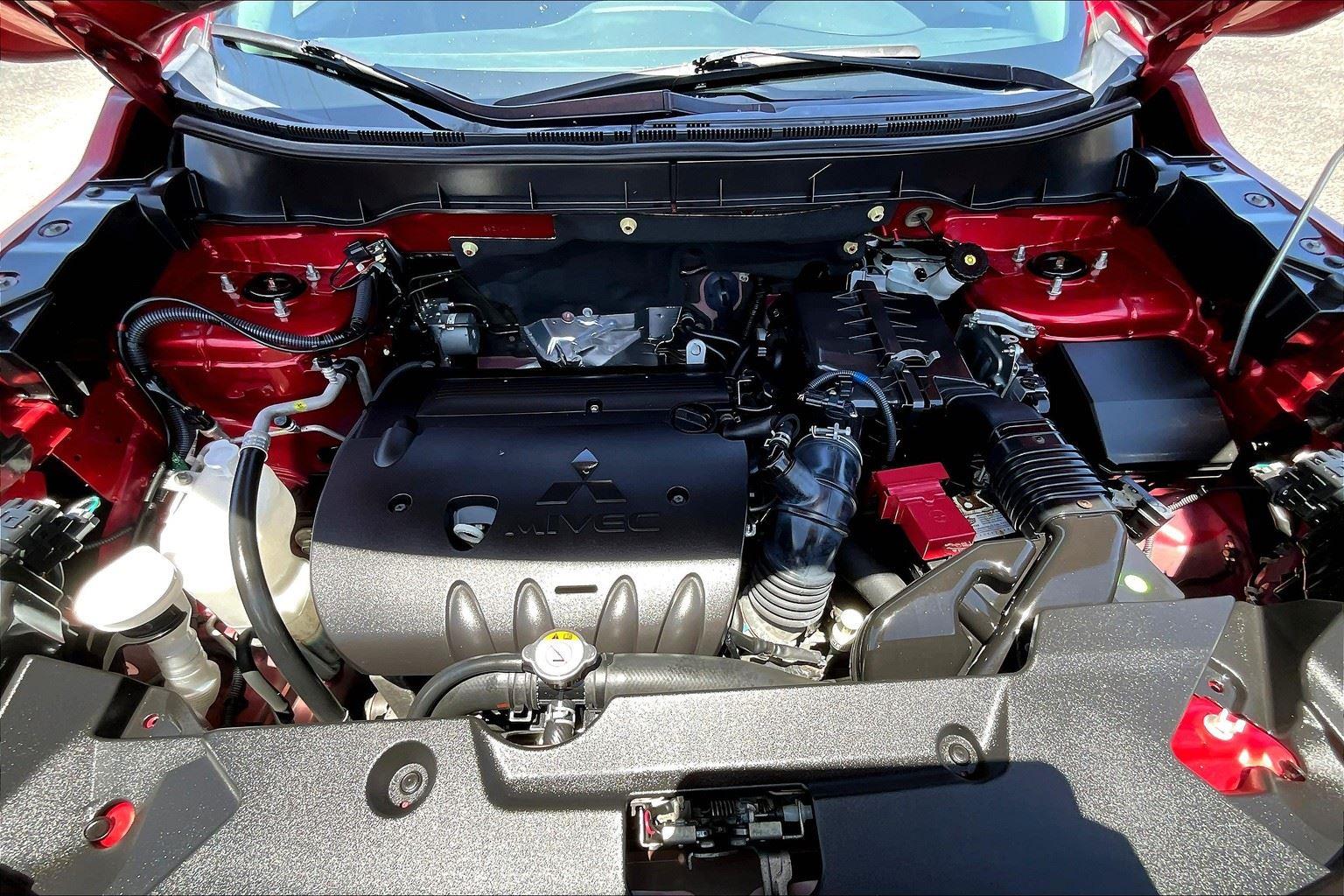 2020 Mitsubishi Outlander Sport ES 2.0 Image 9 of 46