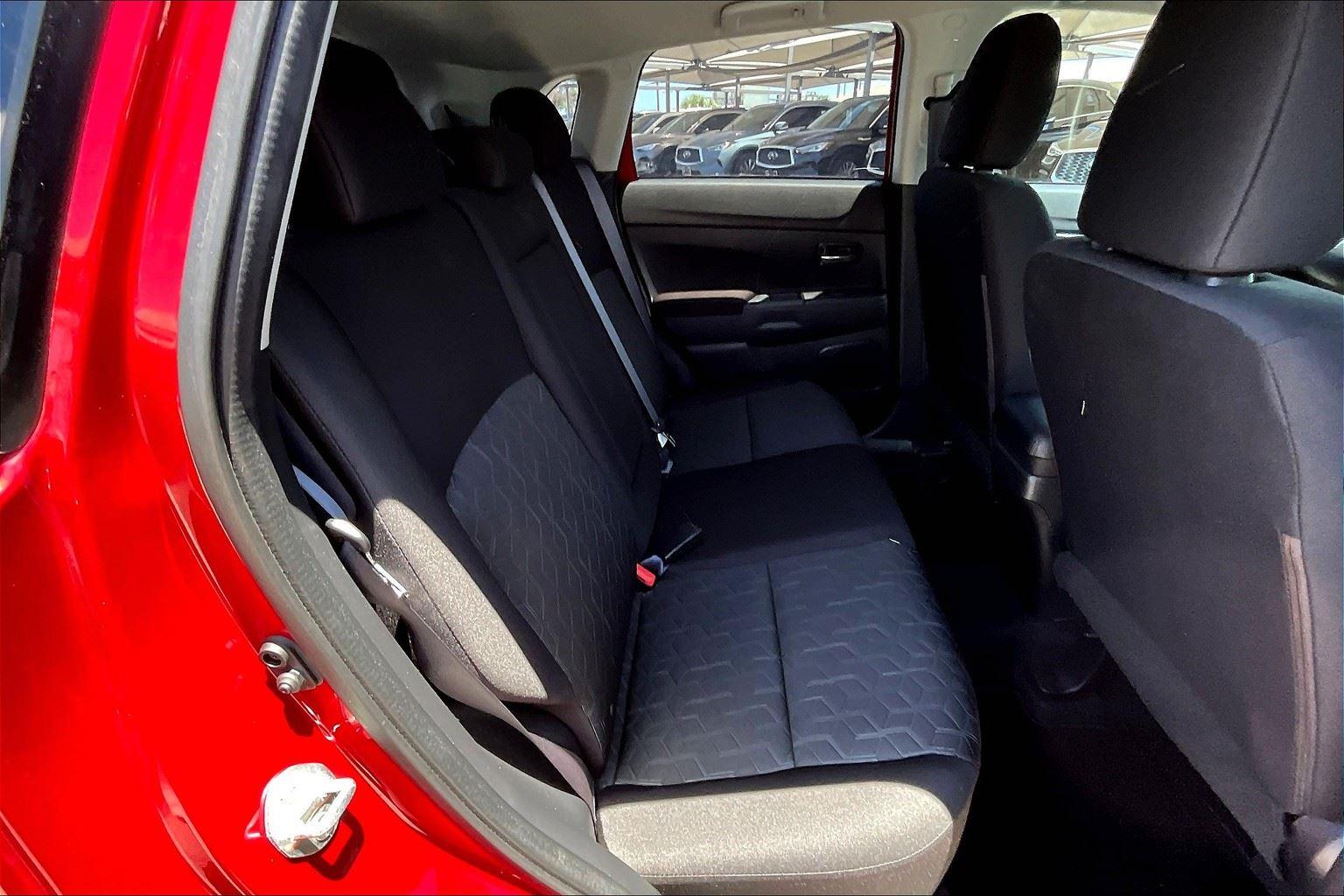 2020 Mitsubishi Outlander Sport ES 2.0 Image 12 of 46