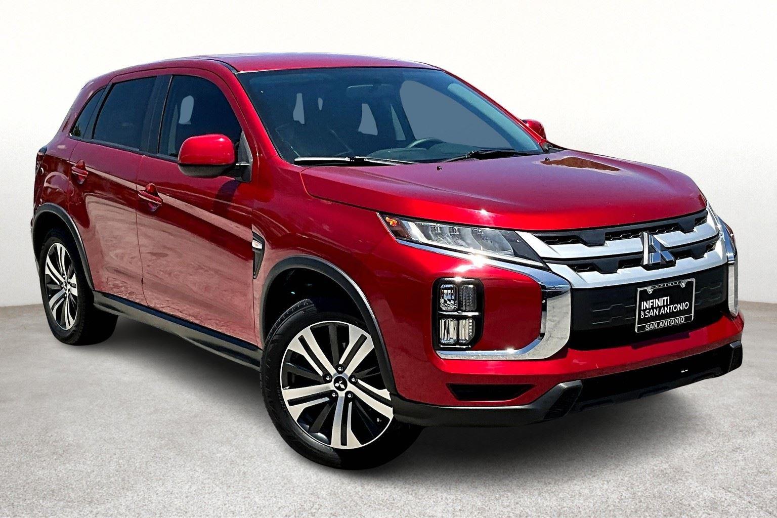 2020 Mitsubishi Outlander Sport ES 2.0 Image 3 of 46