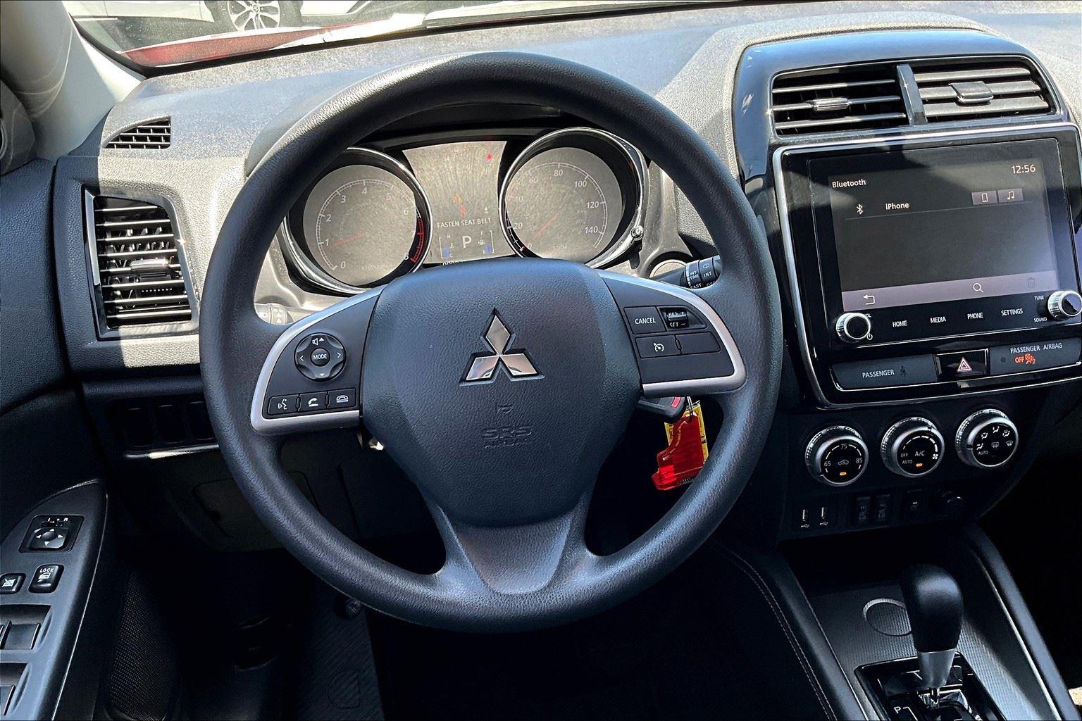 2020 Mitsubishi Outlander Sport ES 2.0 Image 20 of 46