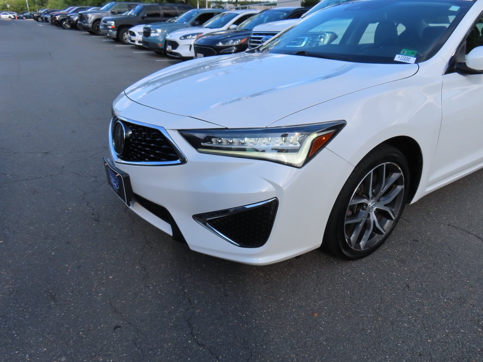 2021 Acura ILX Premium Image 2 of 37