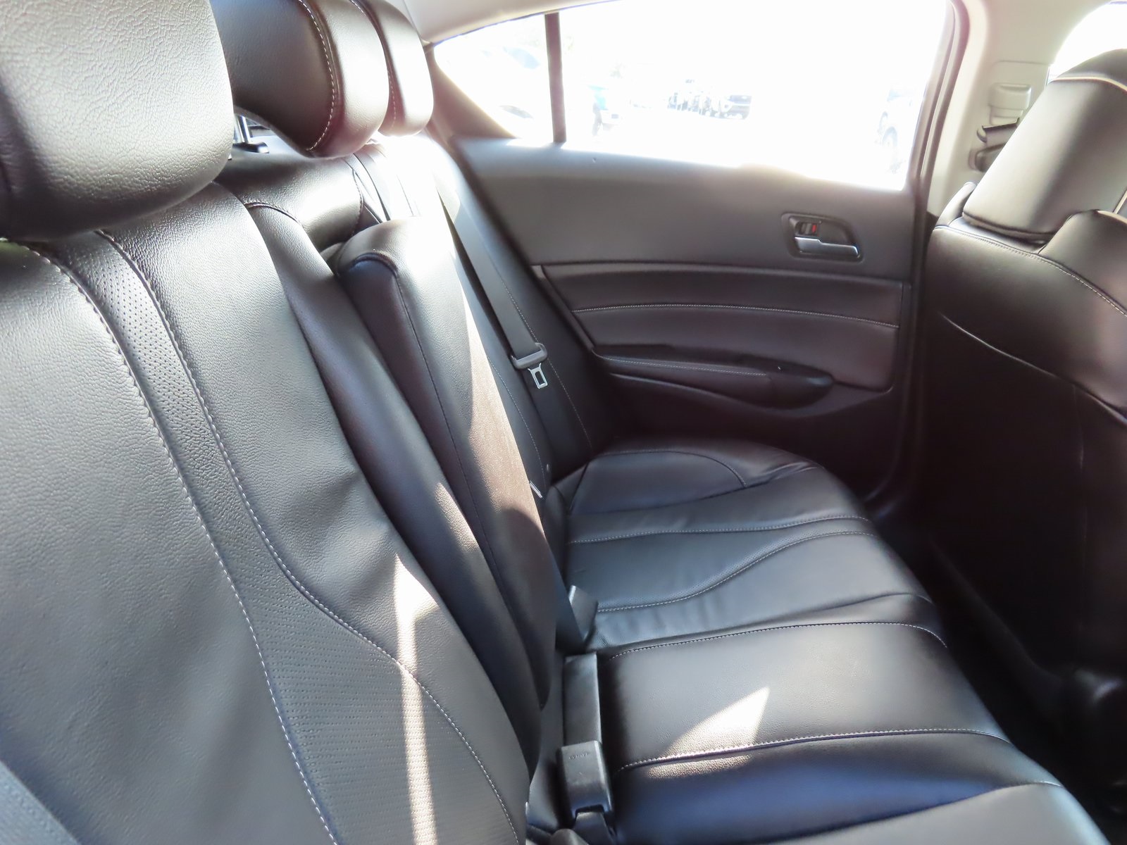 2021 Acura ILX Premium Image 9 of 37