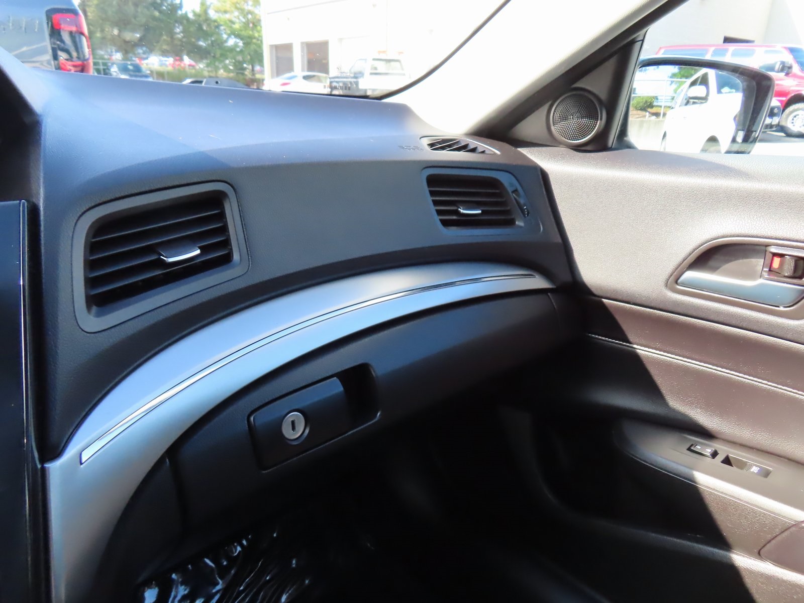 2021 Acura ILX Premium Image 18 of 37