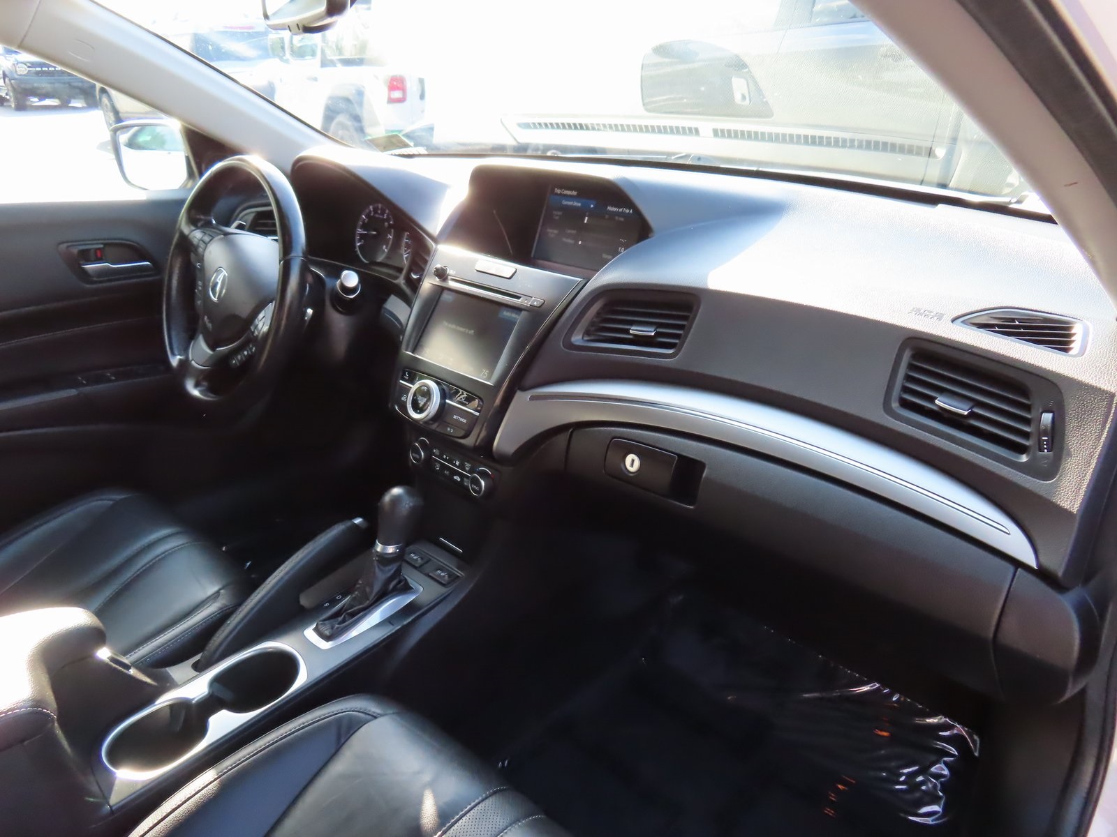 2021 Acura ILX Premium Image 17 of 37