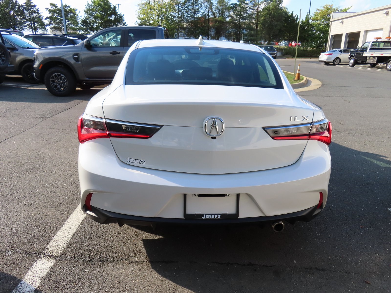 2021 Acura ILX Premium Image 5 of 37