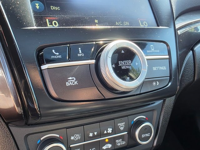 Vehicle image 29 of 41