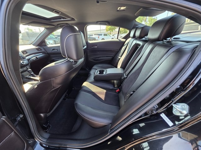 Vehicle image 18 of 41