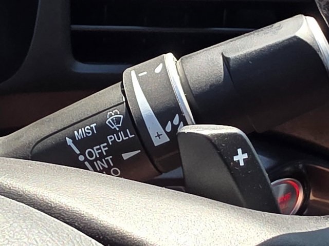 Vehicle image 39 of 41