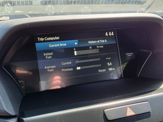 Vehicle image 26 of 41