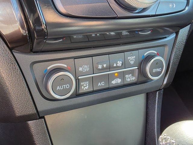 Vehicle image 30 of 41