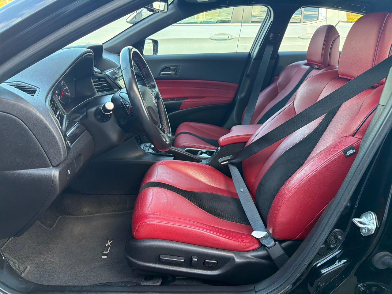 2021 Acura ILX Technology A-Spec Image 13 of 30