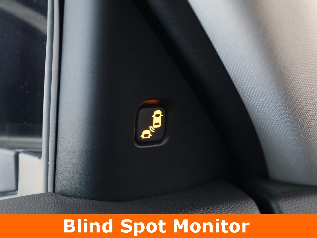 Vehicle image 31 of 39