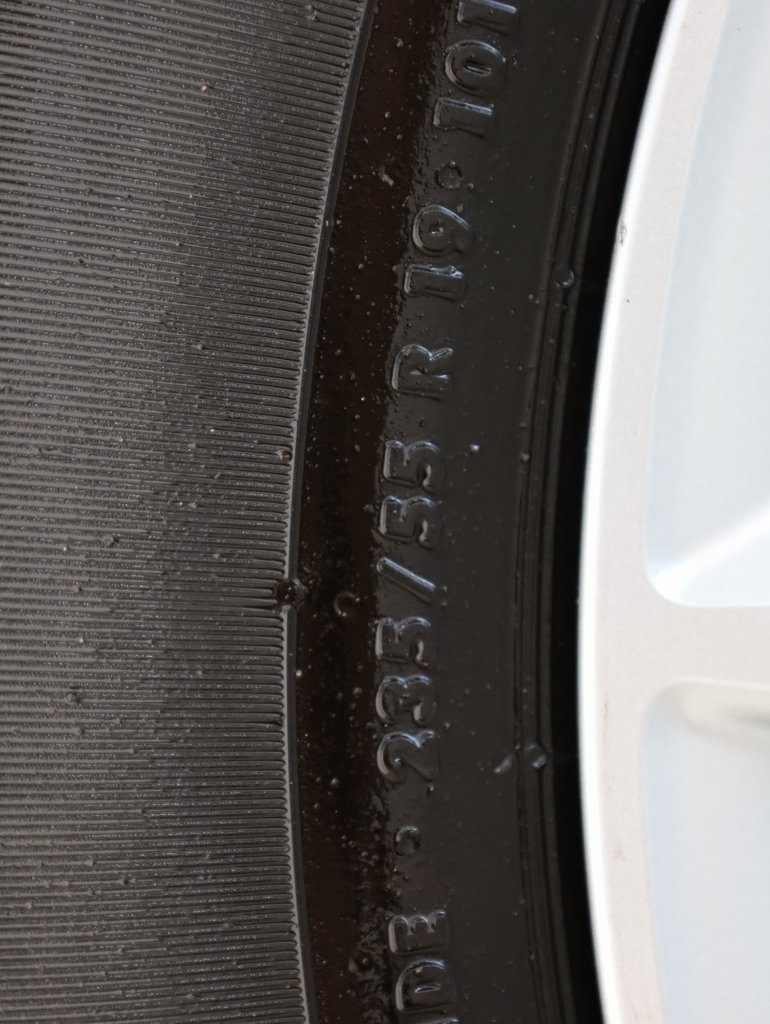 Vehicle image 8 of 39