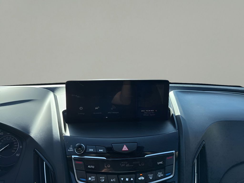 Vehicle image 18 of 24