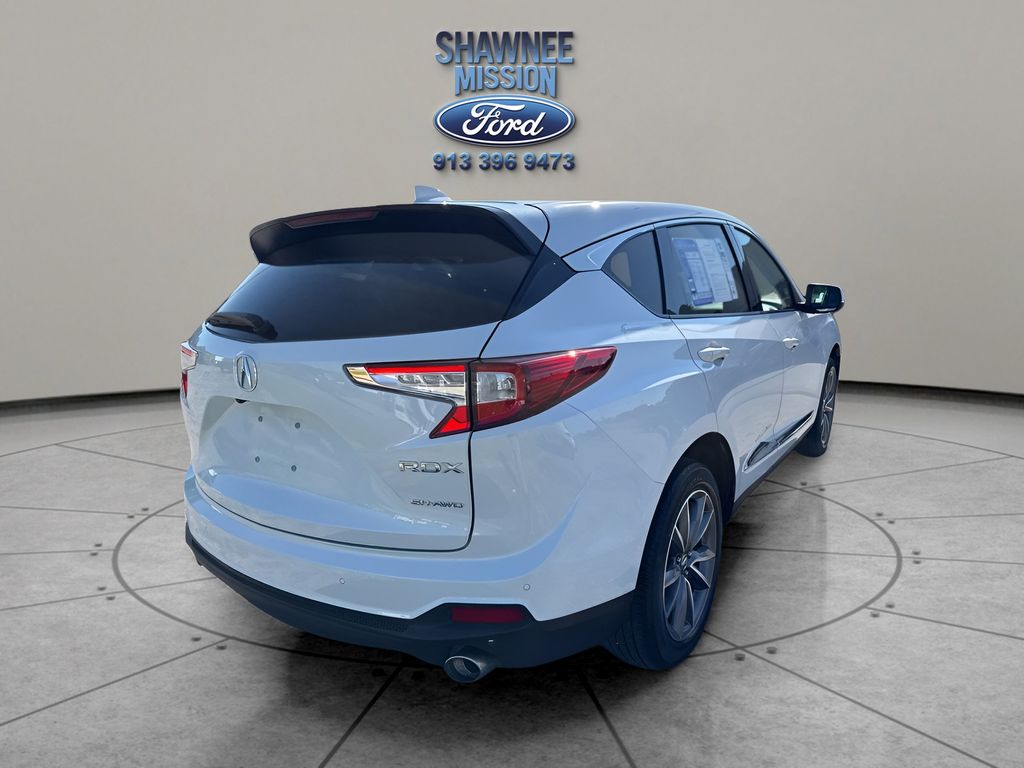 Vehicle image 5 of 24