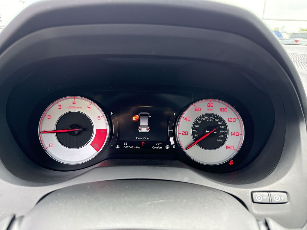 Vehicle image 16 of 26