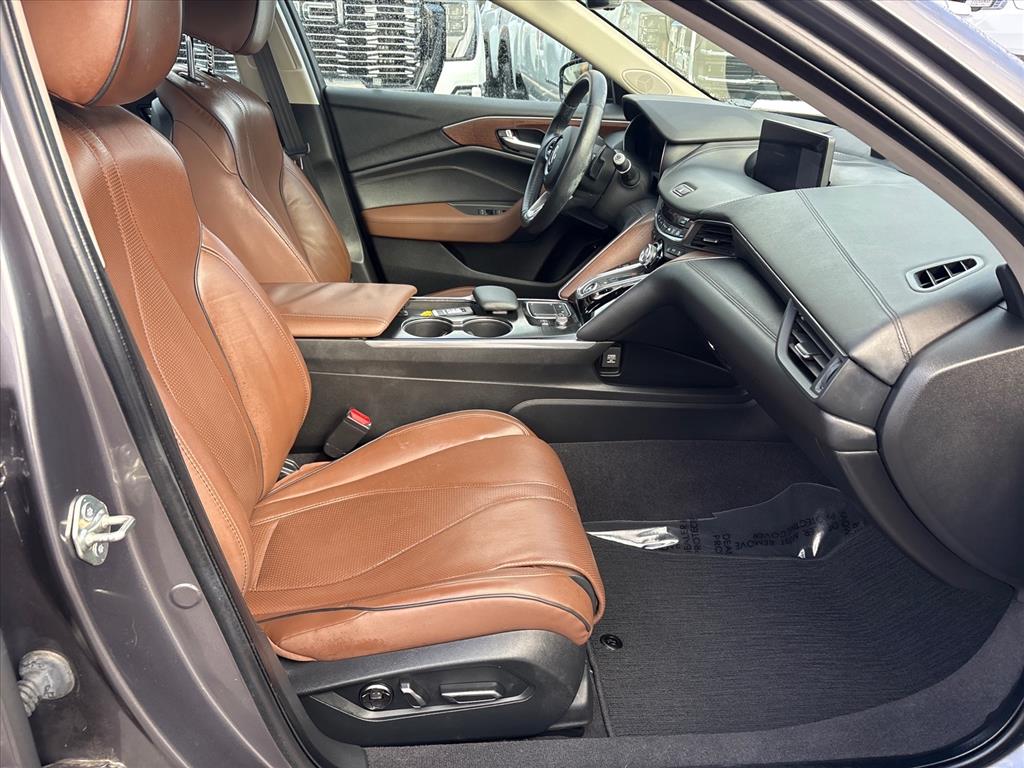 2021 Acura TLX Advance Image 11 of 24