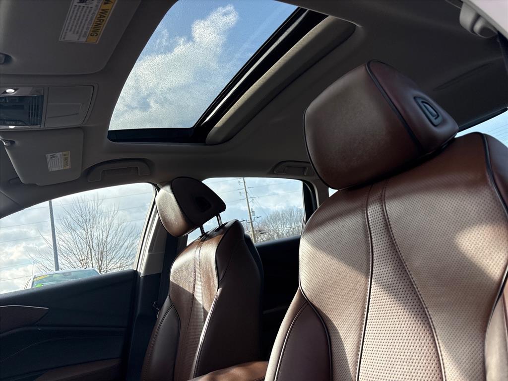 2021 Acura TLX Advance Image 12 of 24