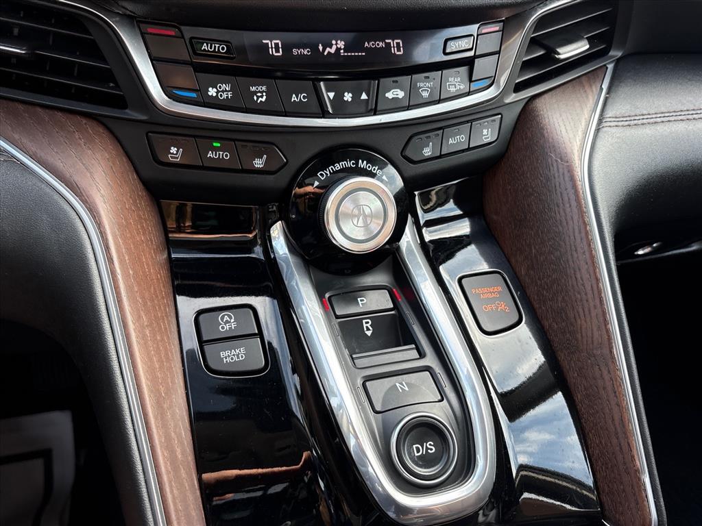 2021 Acura TLX Advance Image 19 of 24