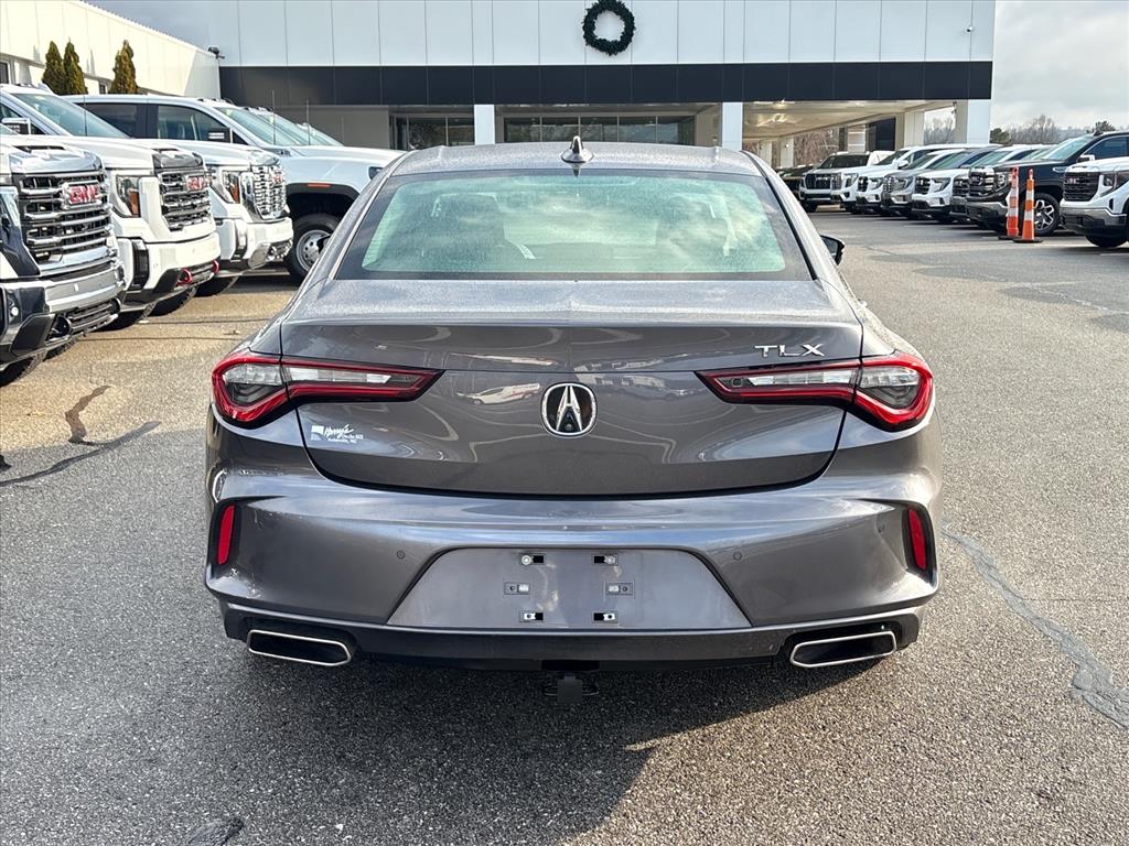 2021 Acura TLX Advance Image 4 of 24