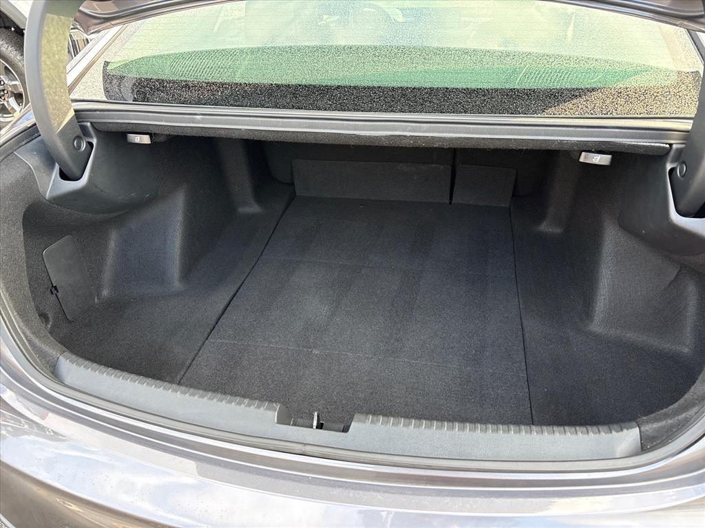 2021 Acura TLX Advance Image 8 of 24