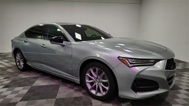 Vehicle image 5 of 26
