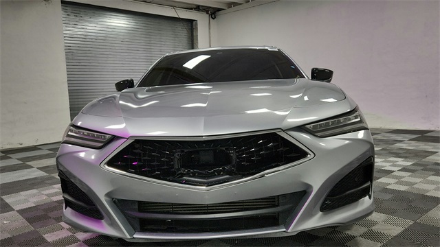 Vehicle image 3 of 26