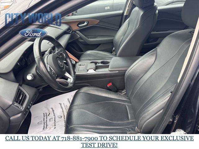 Vehicle image 8 of 17