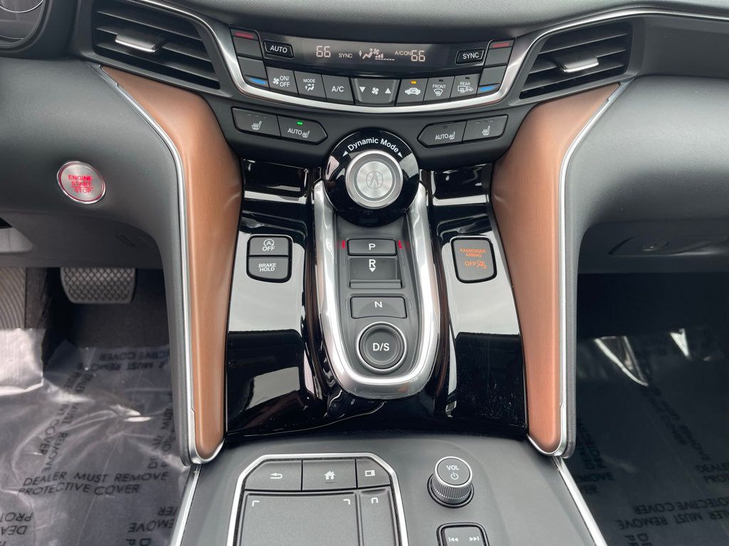 Vehicle image 25 of 34